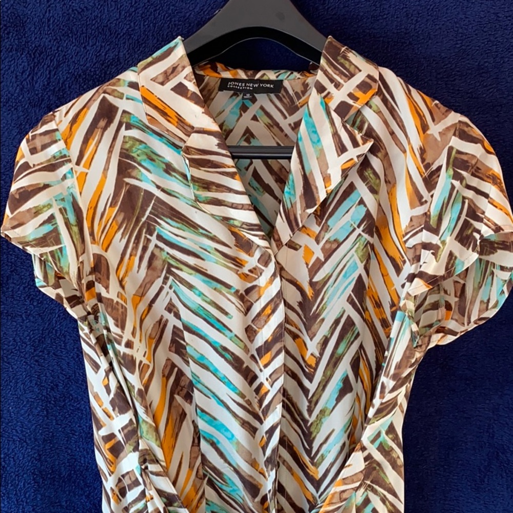 Beautiful short sleeve blouse